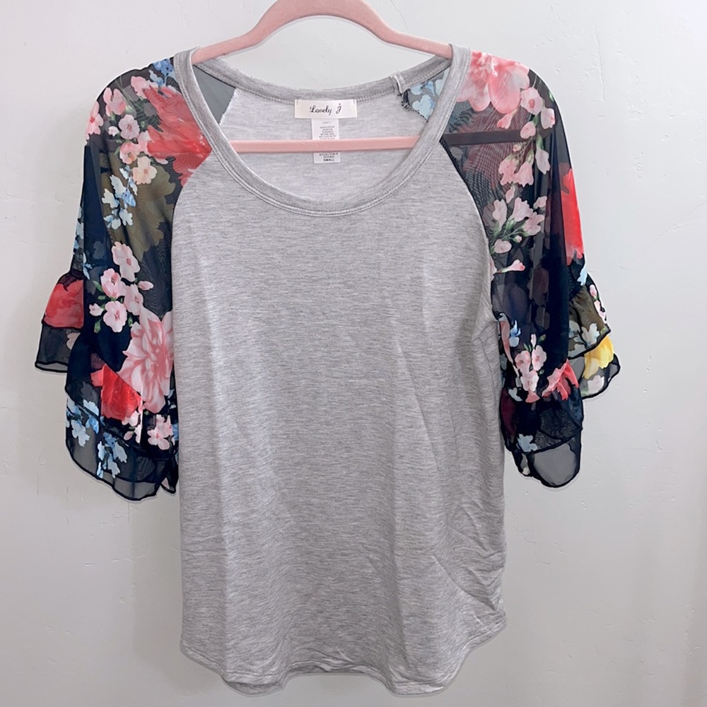 Ruffle Floral Sleeve Top